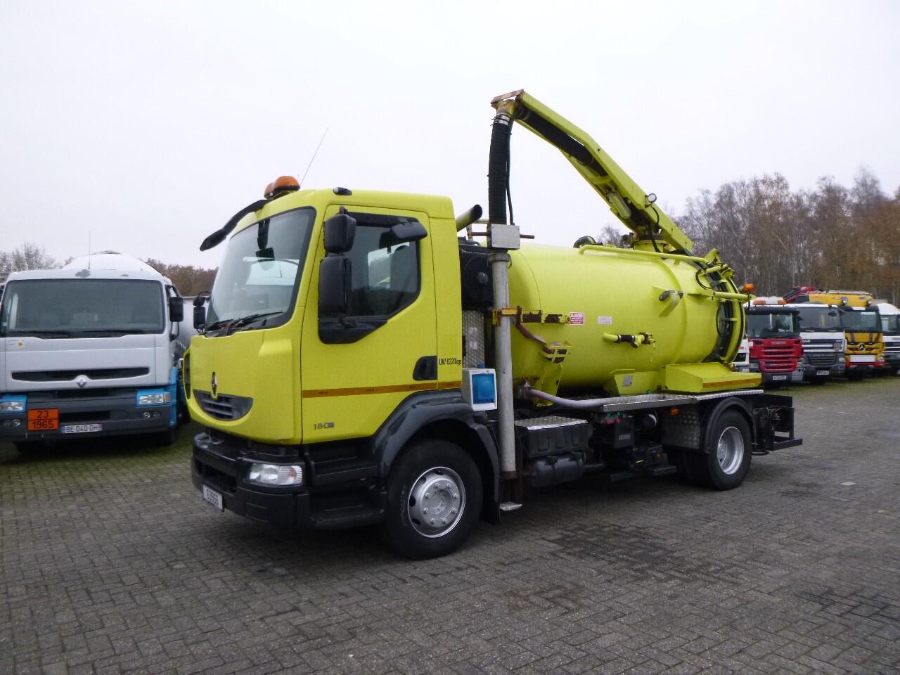 Renault Midlum 180.14 dxi 4x2 RHD Euro 5 vacuum tank 6.1 m3 | Vrachtwagen | Kolkenzuiger