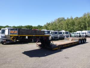 Nooteboom 3-axle lowbed trailer 33 t / extendable 8.5 m