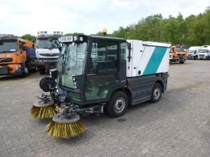 Schmidt Compact 200 street sweeper