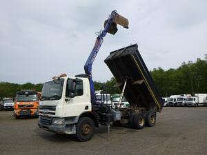 D.A.F. CF 75.310 6x4 RHD tipper + HMF 1144 K-1 + grapple