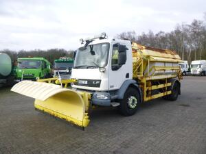 D.A.F. LF 55.220 4X2 RHD salt spreader / gritter