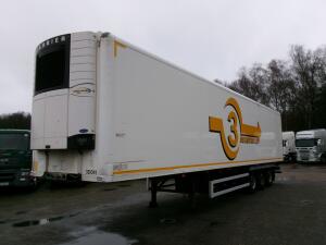 Gray Adams Frigo trailer + Carrier Vector 1850 MT