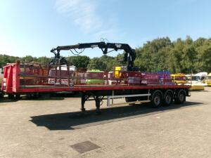 Fruehauf 3-axle platform trailer + Atlas 3008 crane