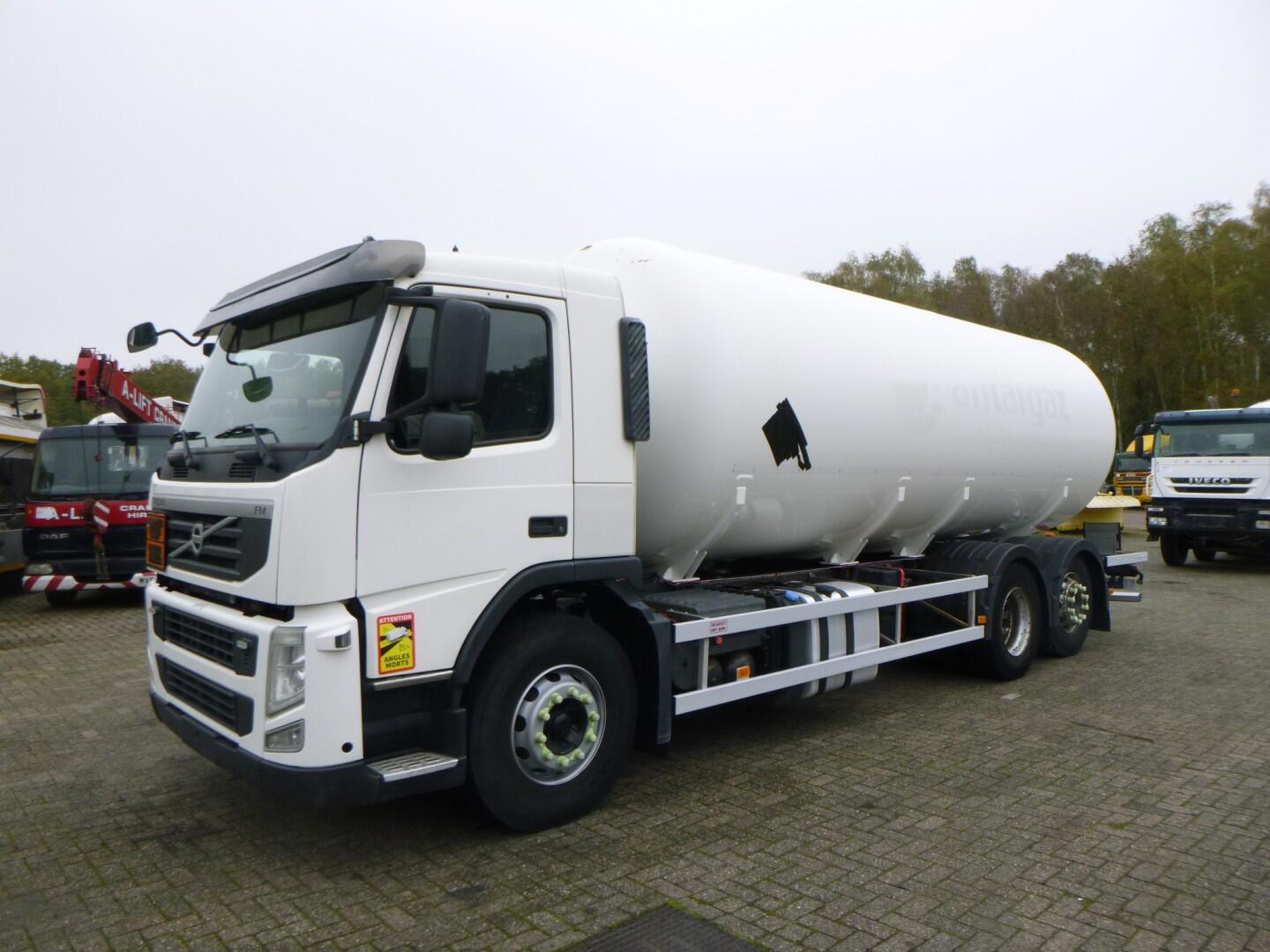 Volvo FM 330 6x2 gas tank 27 m3 | Vrachtwagen | Tankwagen gas