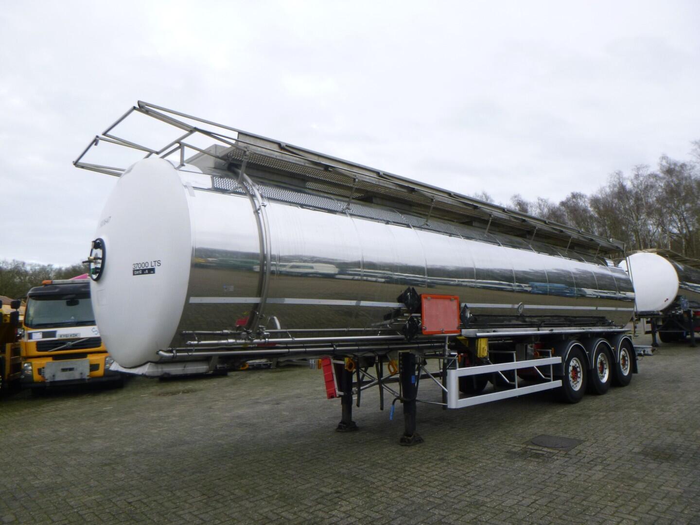 Magyar Chemical tank inox L4BH 37.4 m3 / 1 comp | Tankoplegger | Tankoplegger Chemicaliën