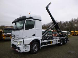 Mercedes Actros 2843 6x2 Hyva container hook 20t