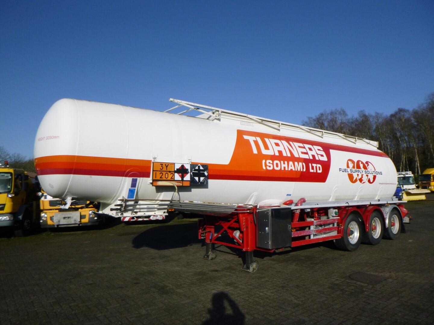 Feldbinder Fuel tank alu 39 m3 / 1 comp + pump | Tankoplegger | Tankoplegger Brandstof